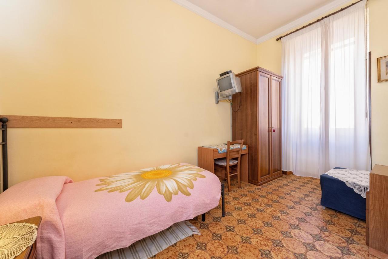 A Vinicius Et Mita Bed and Breakfast Ρώμη Εξωτερικό φωτογραφία